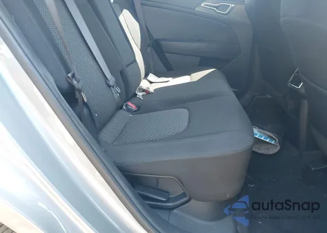 2024 Kia Sportage Hybrid Lx z USA, uszkodzony, nr VIN KNDPU3DG7R7137565